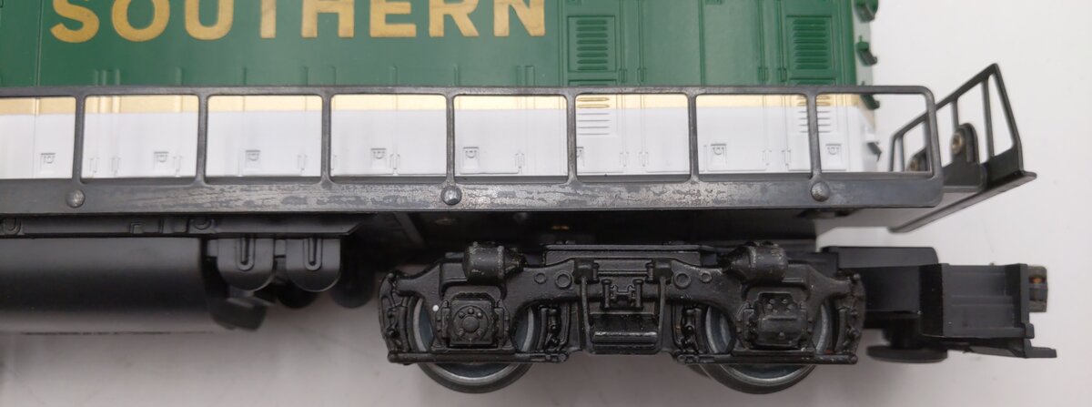 Lionel 6-8774 O Gauge Southern GP-7 Diesel Locomotive #8774 EX/Box