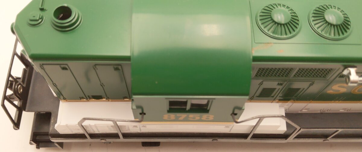 Lionel 6-8758 O Southern GP-7 Dummy Diesel Locomotive EX/Box