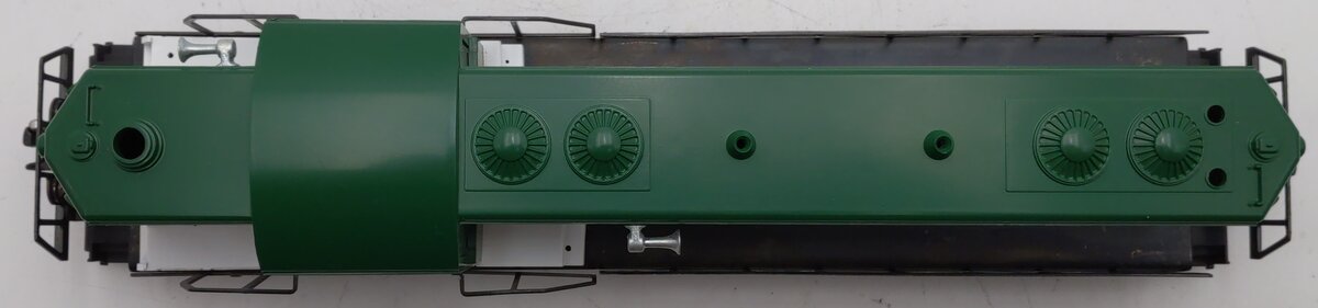 Lionel 6-8758 O Southern GP-7 Dummy Diesel Locomotive EX/Box