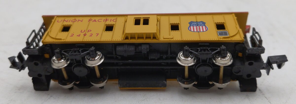 Con-Cor 0001-125306 N Scale Union Pacific Bay Window Caboose #24927 LN/Box