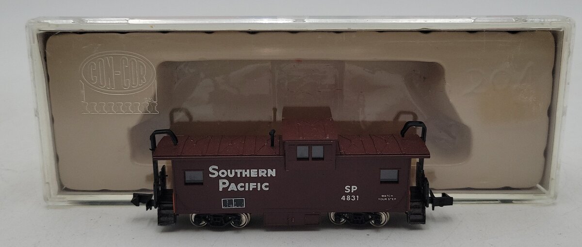 Con-Cor 0001-01261C N Scale Southern Pacific Extended Vision Caboose #4831 LN/Box