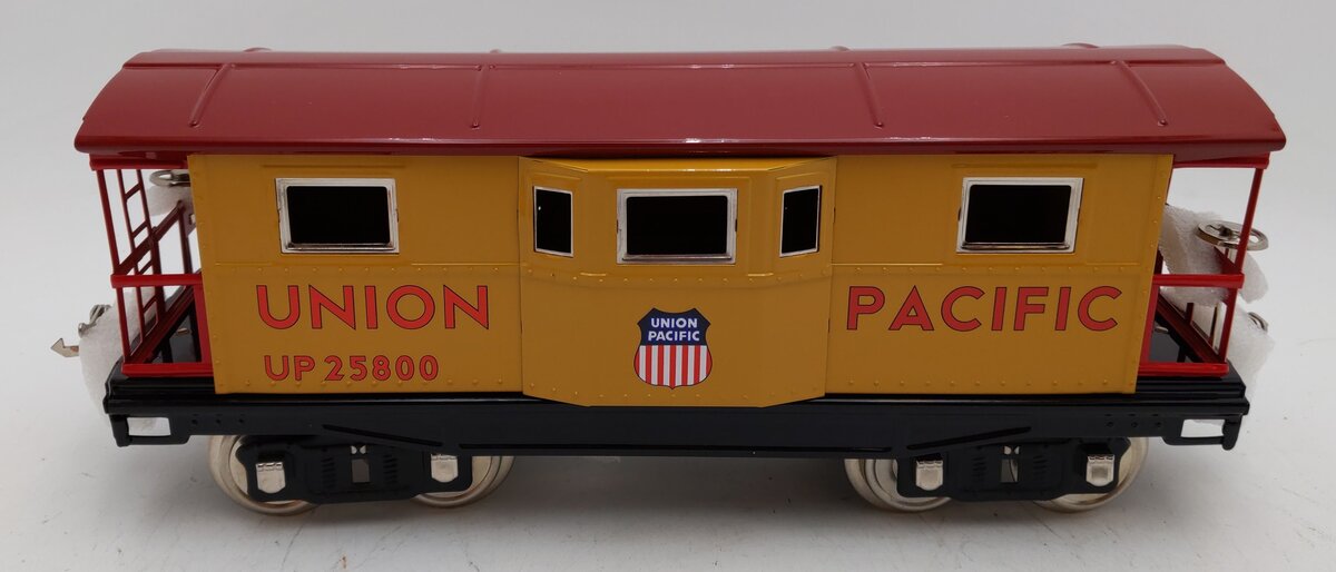 Lionel 11-30222 Std. Gauge Union Pacific Illuminated Bay Window Caboose #217-1 NIB