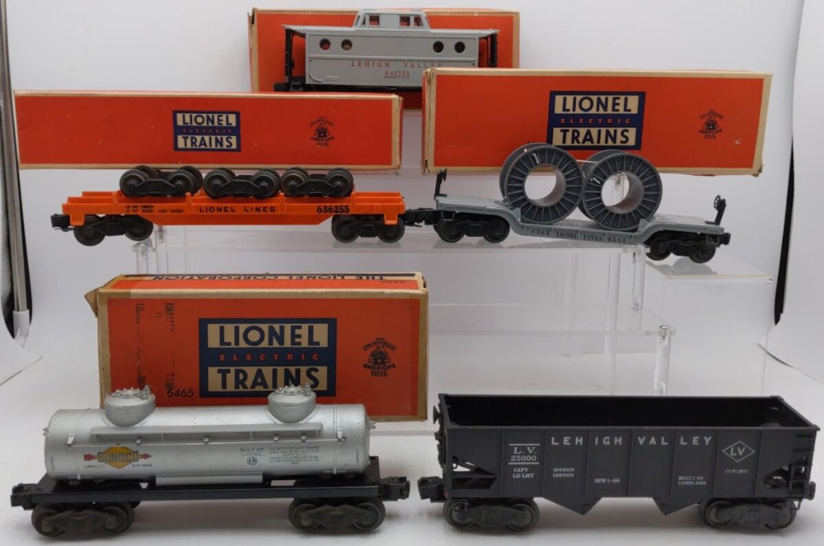 Lionel6465, 6417-50, 6362, 6561, & 6456 Vintage O Gauge Freight Cars [5]/Box