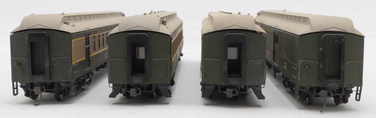 Rivarossi RT600223 HO Scale Custom Chicago Burlington & Quincy Passenger Car Set