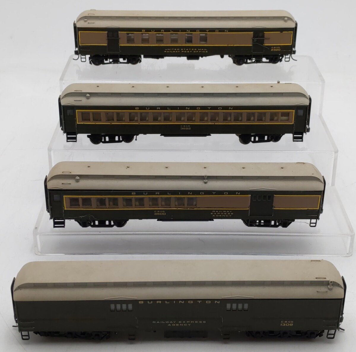 Rivarossi RT600223 HO Scale Custom Chicago Burlington & Quincy Passenger Car Set