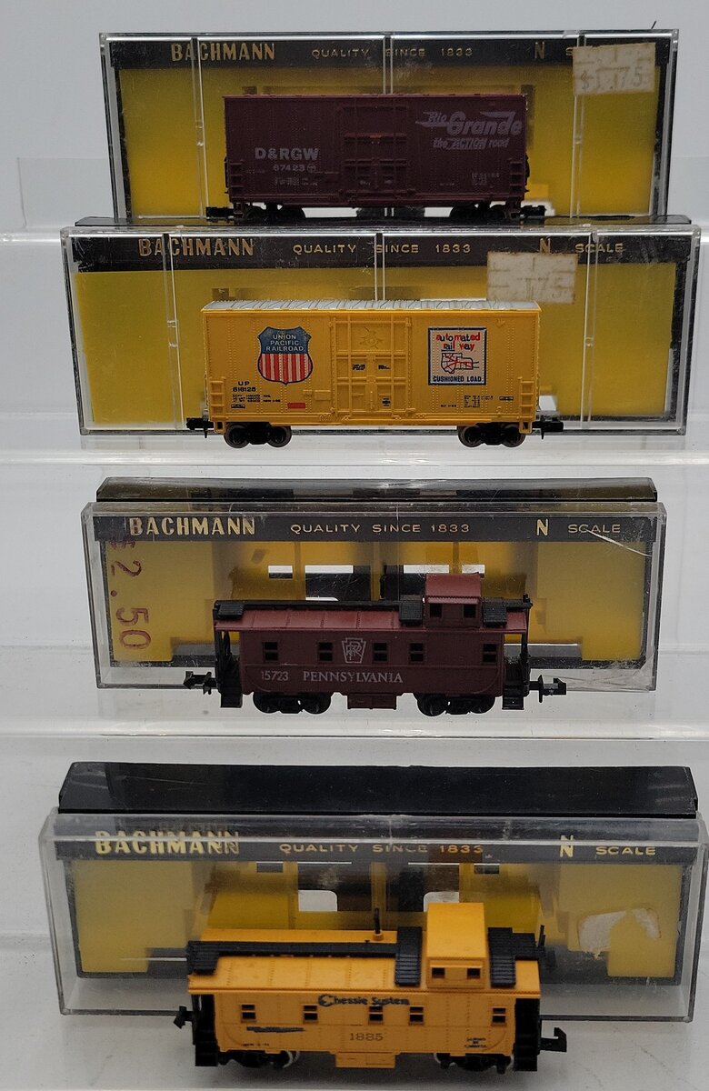 Bachmann N Scale Assorted Freight Cars #67423,1885,15723,518125 [4] LN/Box