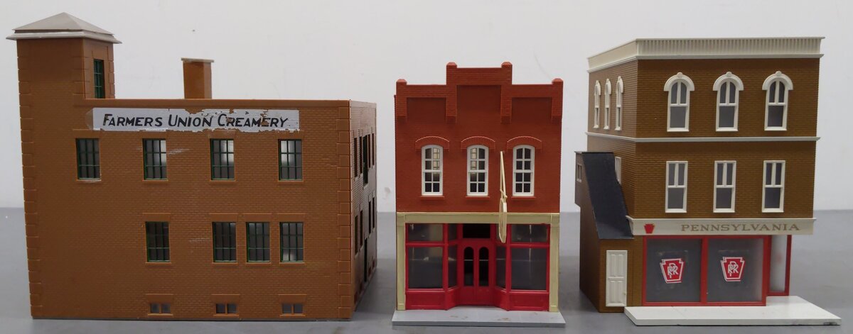 Lionel & Walthers HO Assorted Buildings [3] VG
