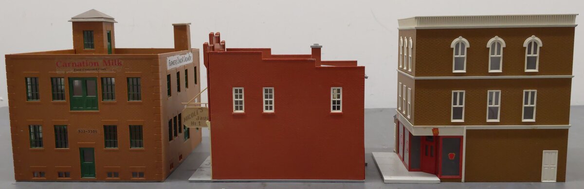 Lionel & Walthers HO Assorted Buildings [3] VG