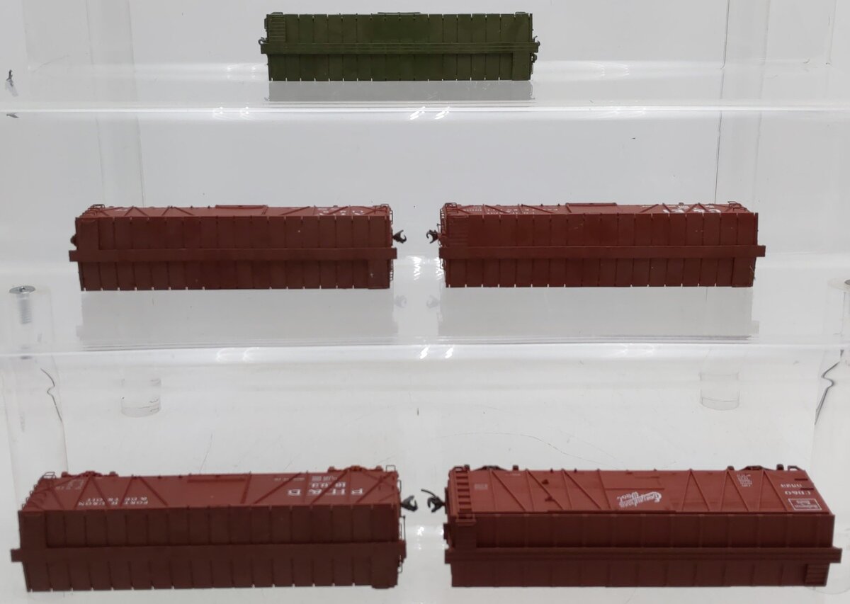 Accurail/Proto 2000 HO Scale Box Cars #422,1125,7585,1603,16523 [5] VG