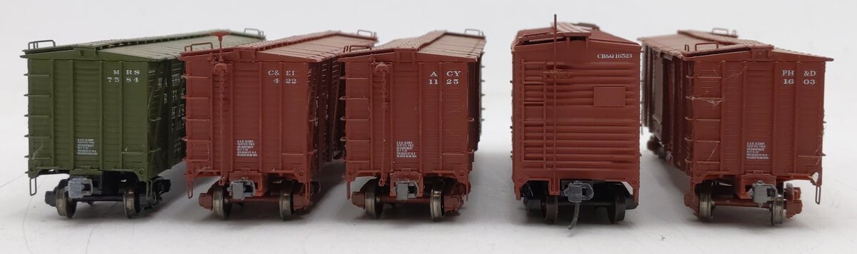 Accurail/Proto 2000 HO Scale Box Cars #422,1125,7585,1603,16523 [5] VG