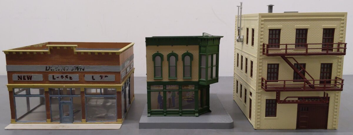 MTH & Other HO Assorted Buildings [3] VG