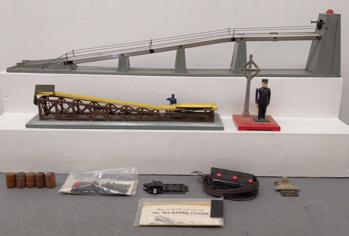 Lionel Vintage O Accessories: 362, 456, 1045 [3] VG