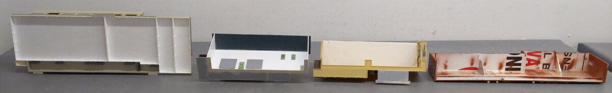 Assorted HO Scale Factory Buildings [4] EX