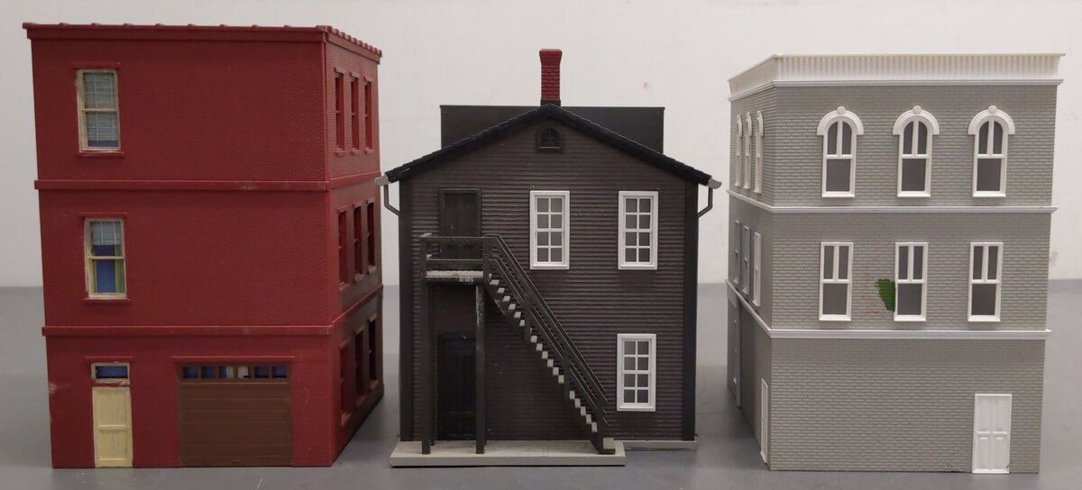Walthers & Other HO Assorted Buildings [3] VG