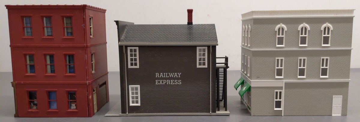 Walthers & Other HO Assorted Buildings [3] VG