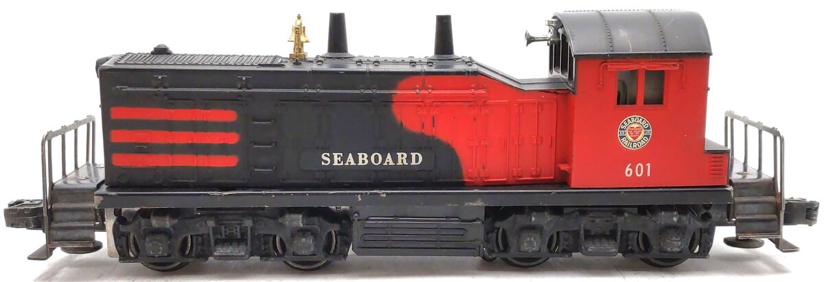 Lionel 601 Vintage O Seaboard NW-2 Powered Diesel Locomotive w/Horn VG/Box