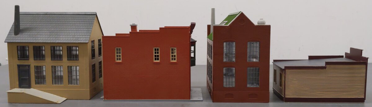 HO Scale Assorted Buildings [4] VG