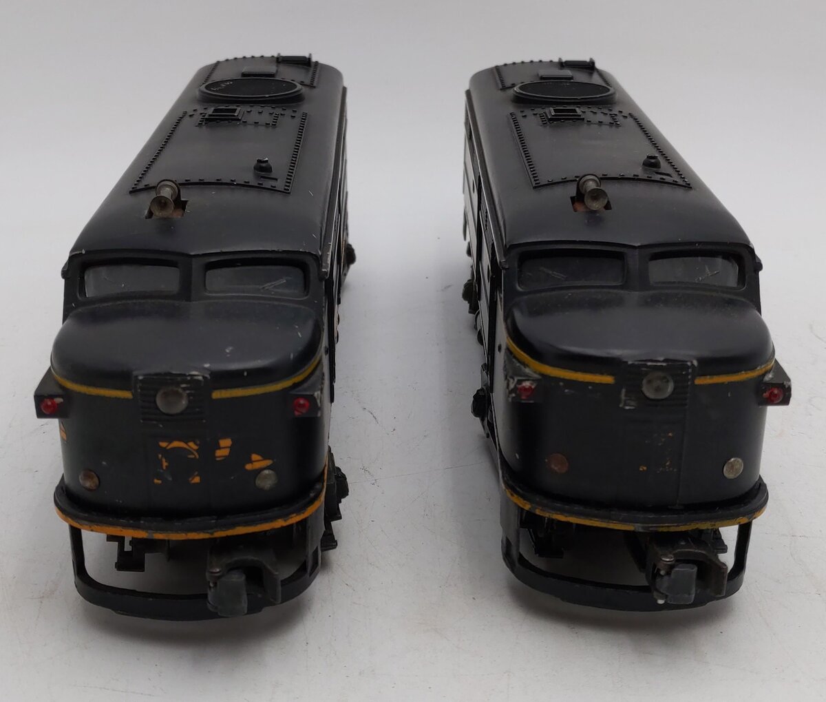 Lionel 2032 Vintage O Gauge Erie Alco AA Diesel Locomotive Set VG
