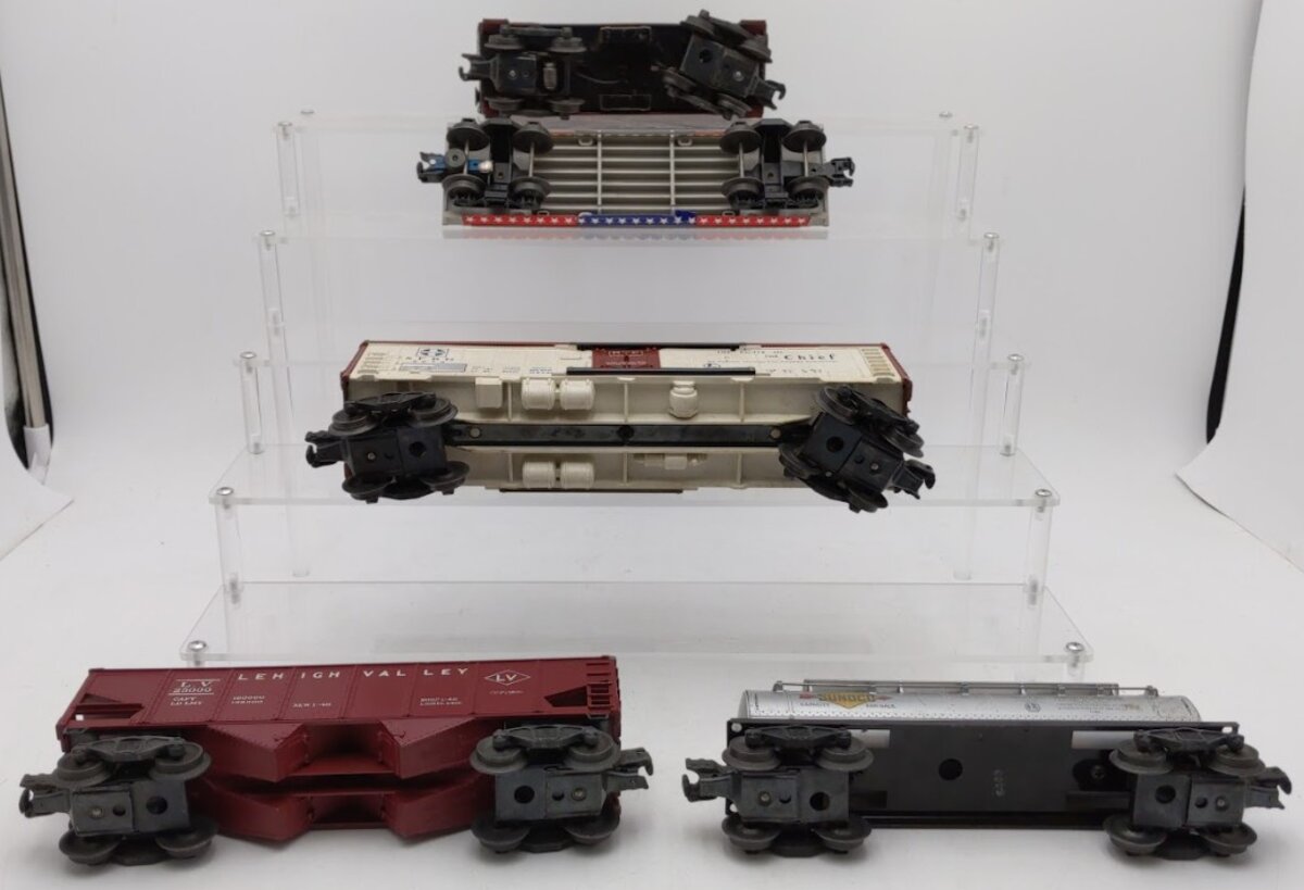 Lionel 6672, 6456, 6465, & 6457 O Gauge Vintage Freight Cars & Caboose [5] VG