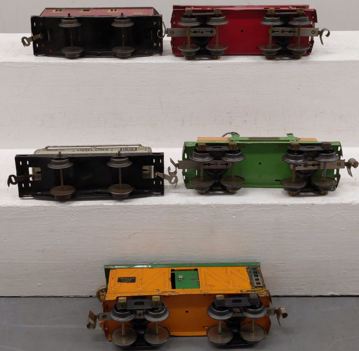American Flyer & Lionel Vintage O Assorted Freight Cars [5]