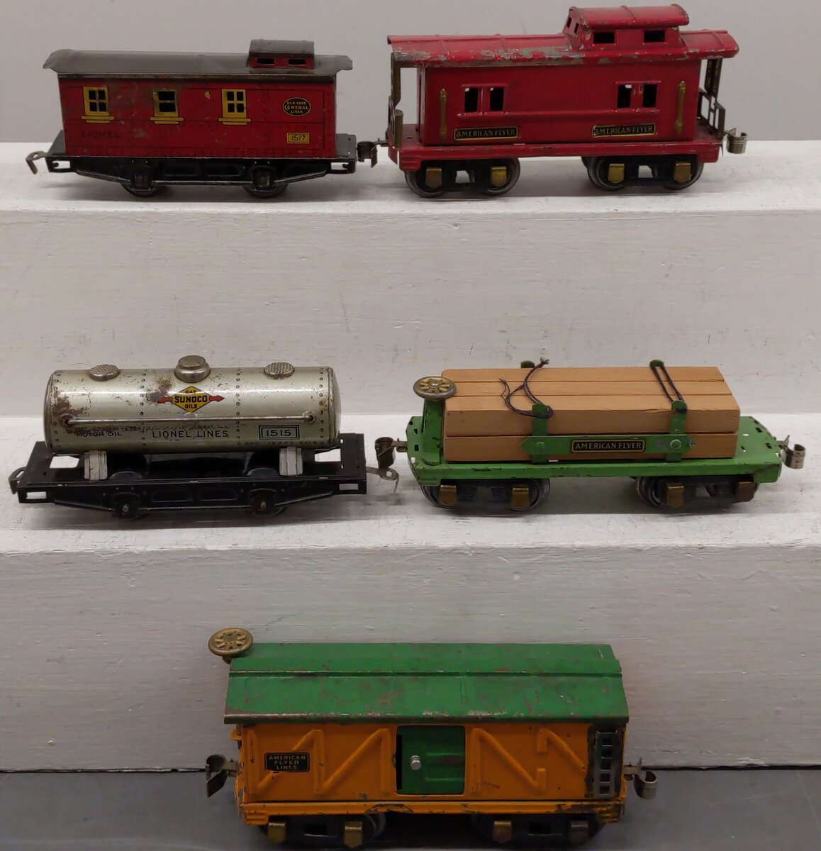 American Flyer & Lionel Vintage O Assorted Freight Cars [5]