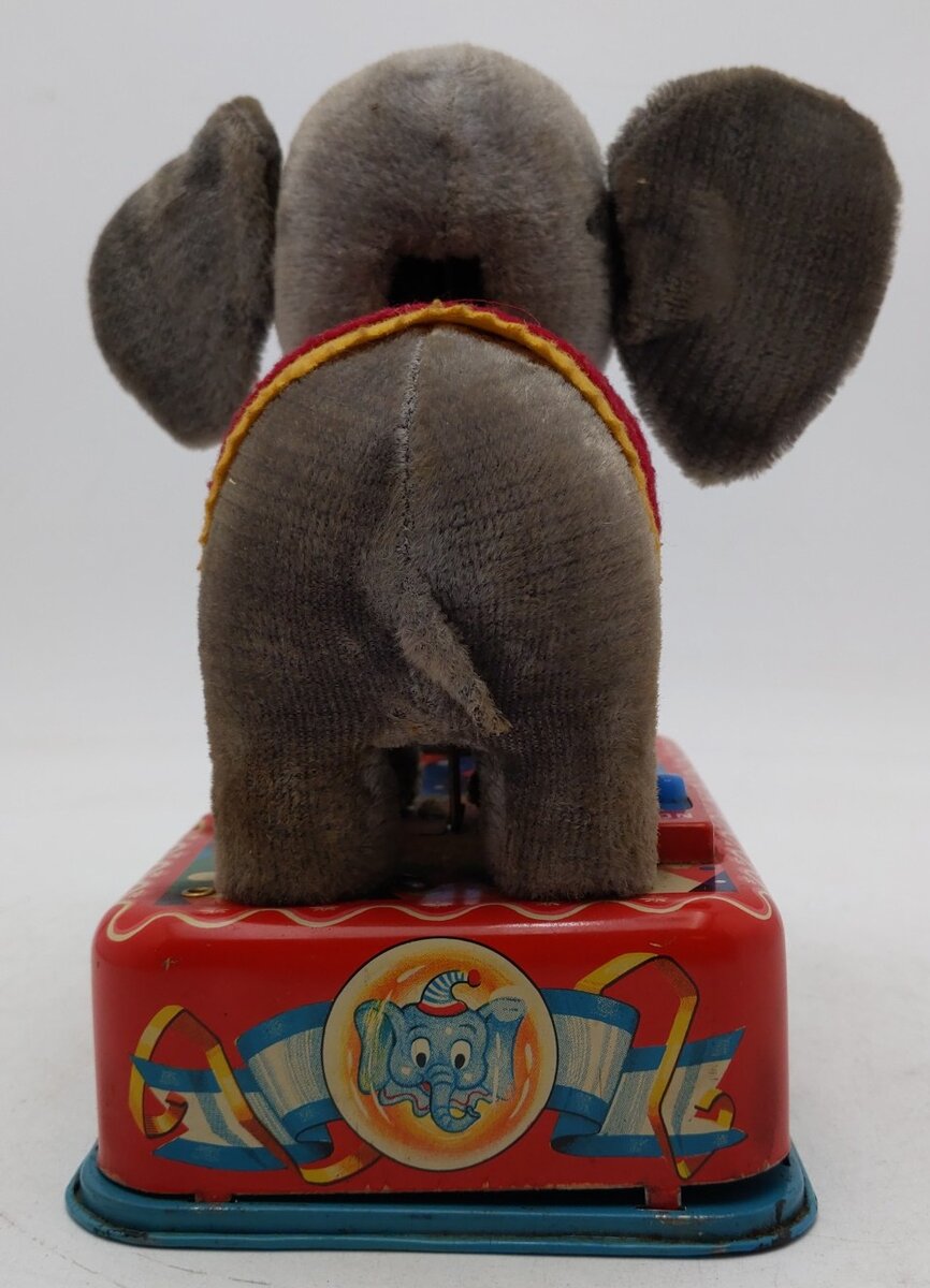E.T. Co VINTAGE Jumbo the Bubble Blowing Elephant/Box