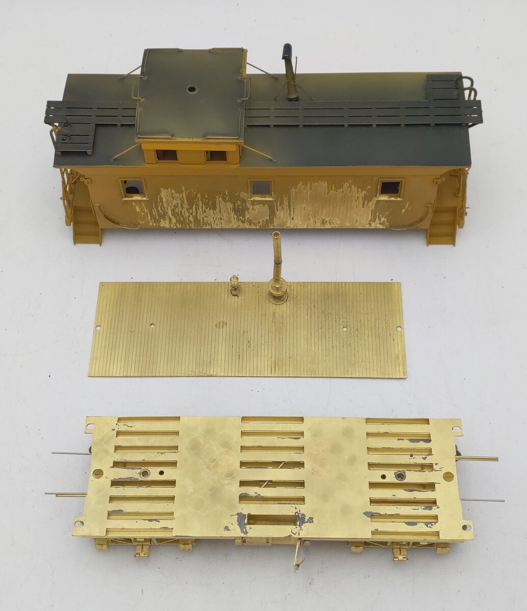 Oriental Limited O Scale Great Northern 25' Wood Caboose/Box