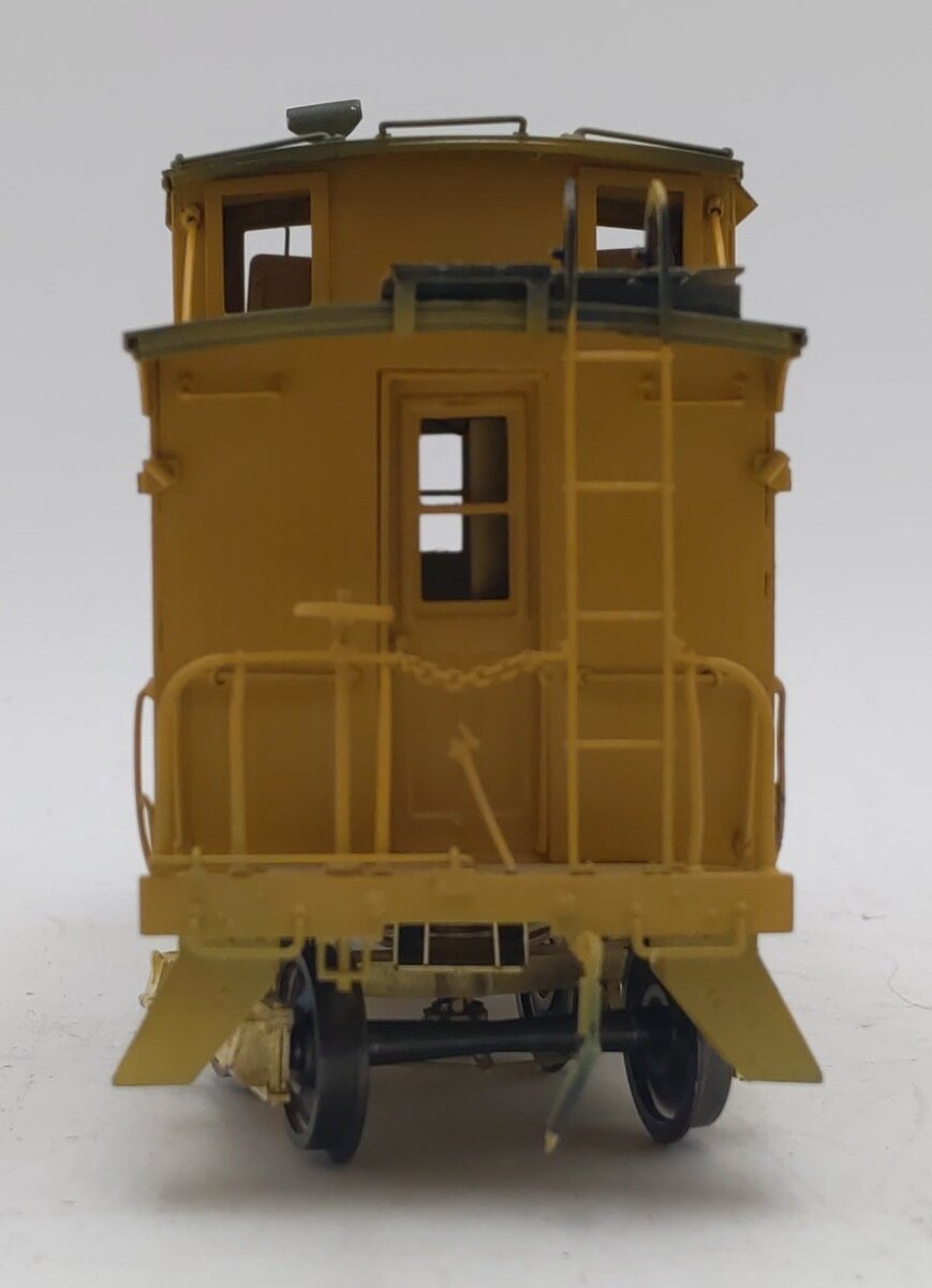 Oriental Limited O Scale Great Northern 25' Wood Caboose/Box