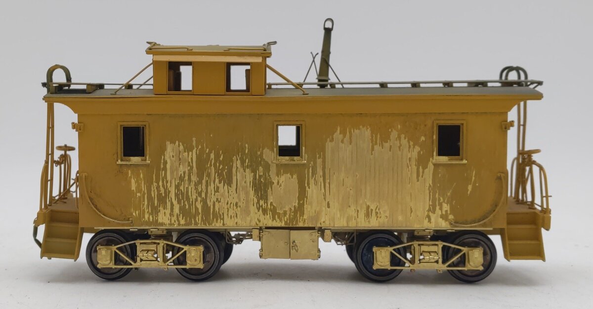 Oriental Limited O Scale Great Northern 25' Wood Caboose/Box