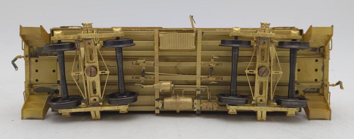 Oriental Limited O Scale Great Northern 25' Wood Caboose/Box