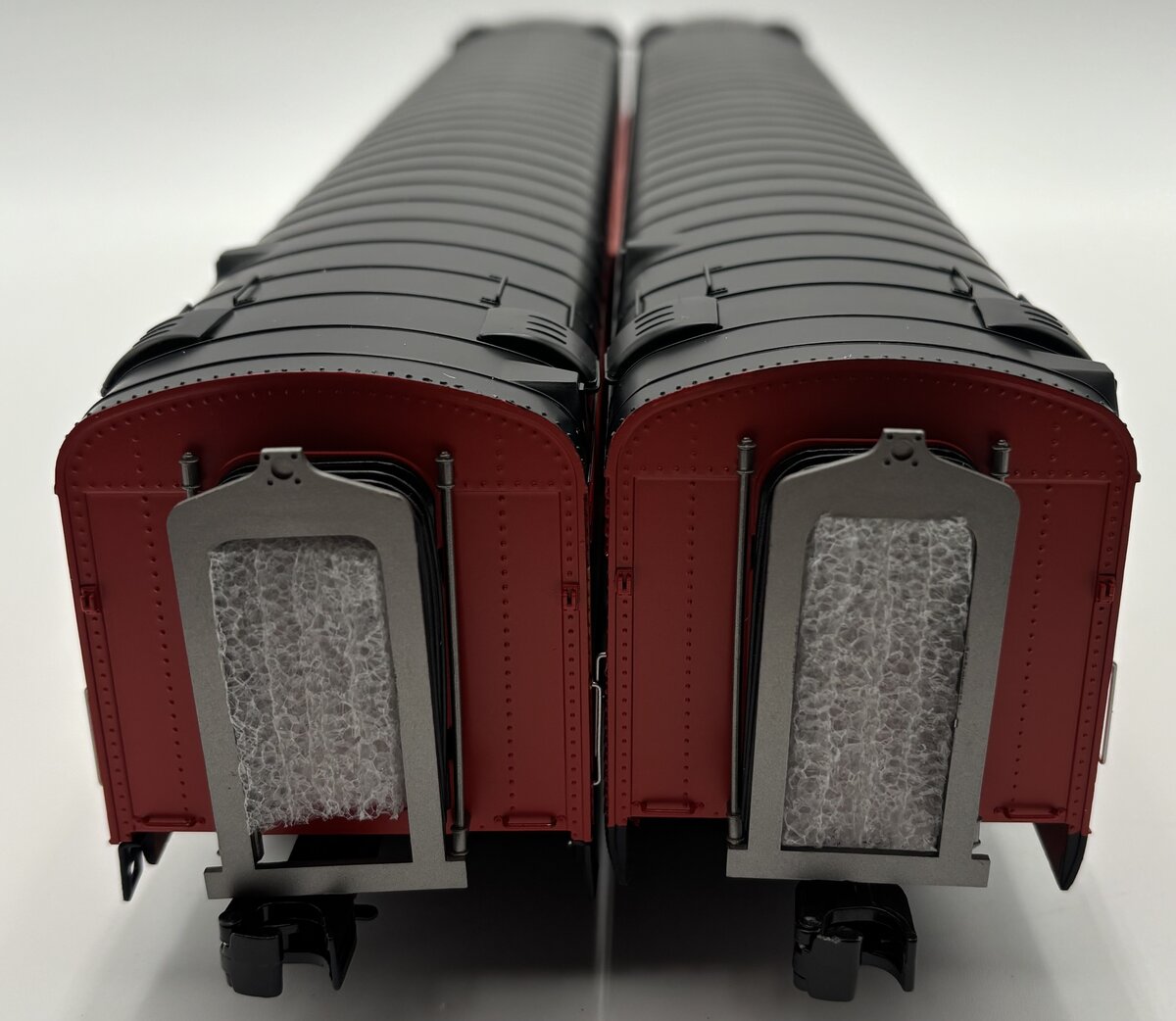 MTH 20-69217 O SP 70' Streamlined Baggage/Coach 2-Car Passenger Set (Set of 2) LN/Box