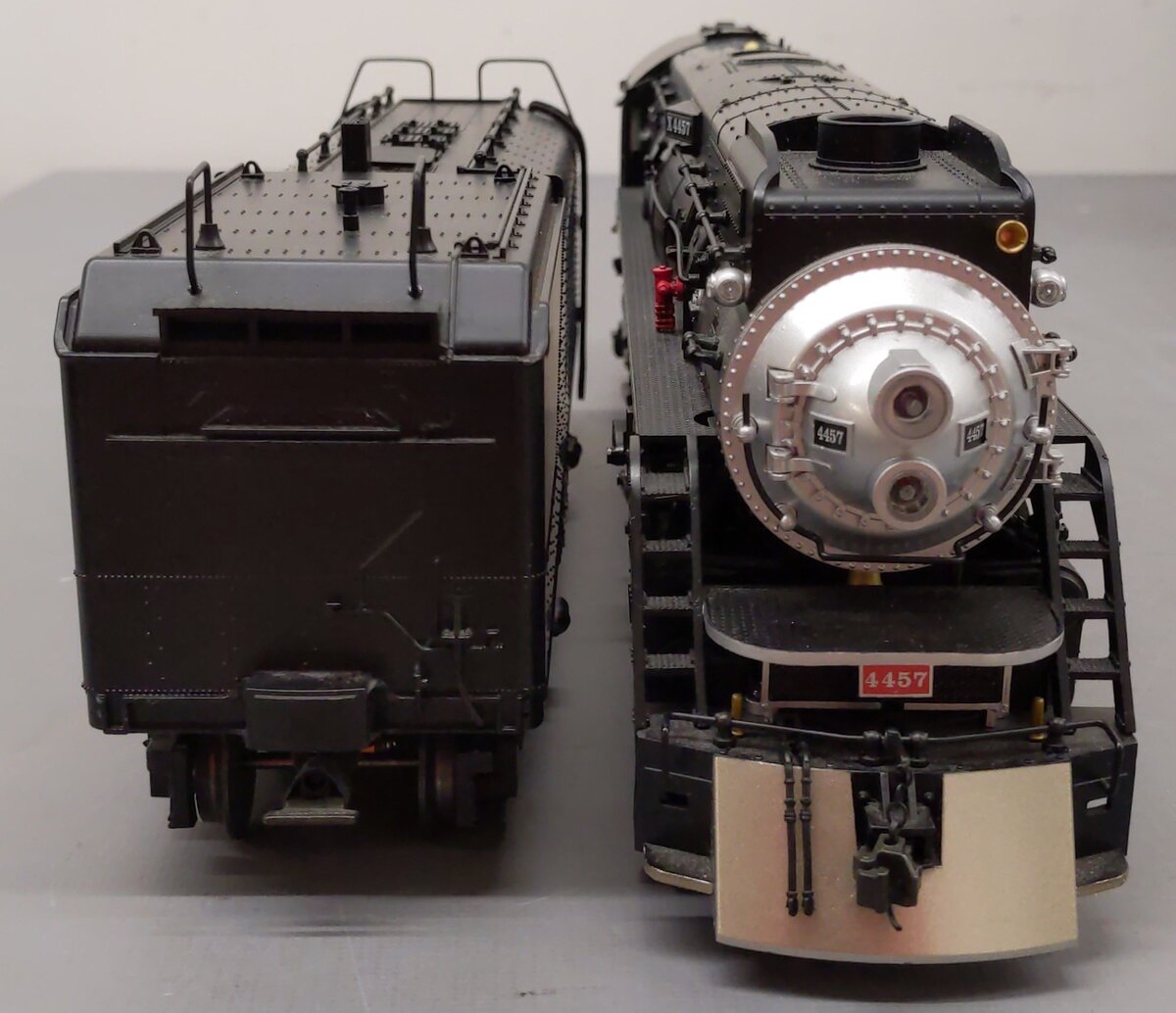Lionel 2022131 O Gauge SP Vision GS-4 4-8-4 Steam Locomotive w/Tender #4457 EX/Box