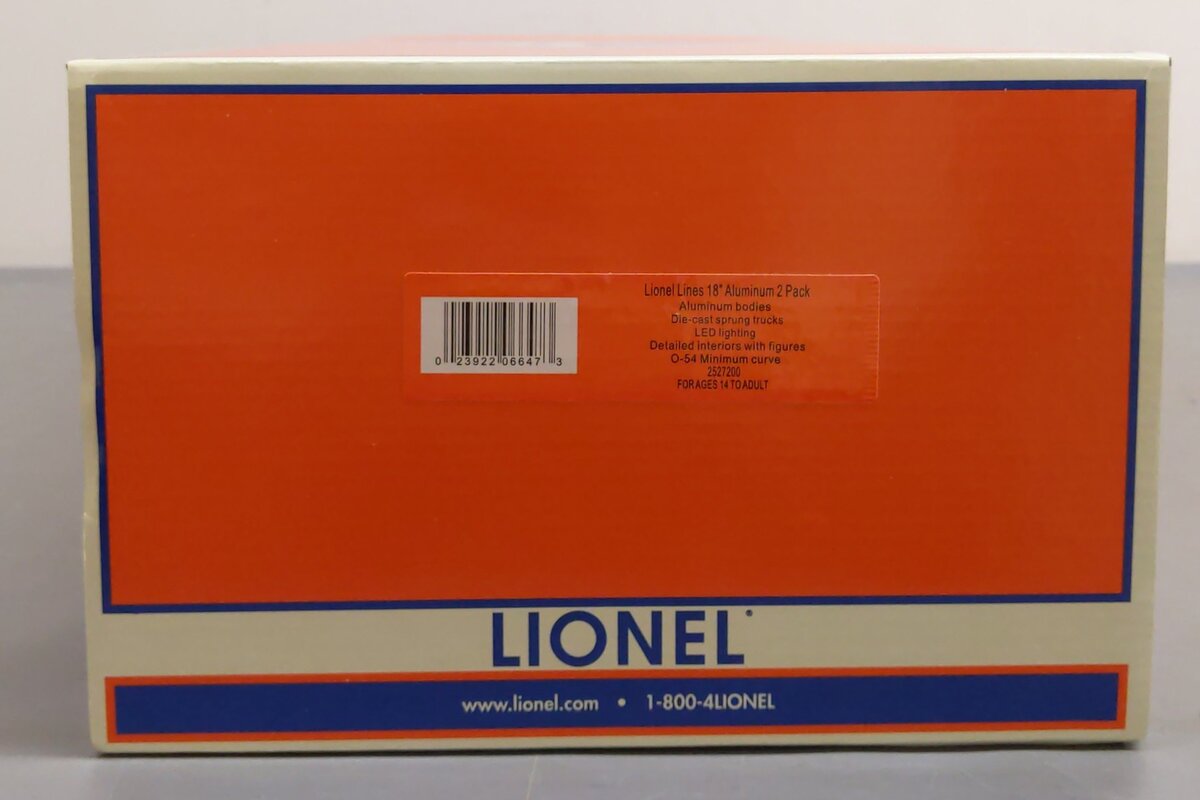 Lionel 2527200 O Lionel Lines 18'' Aluminum Passenger Car Set (Set of 2) LN/Box