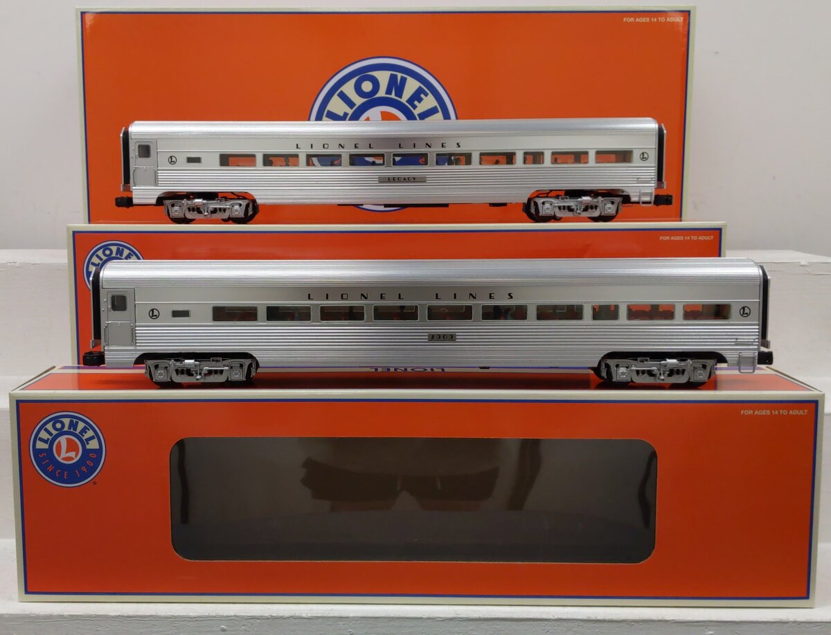 Lionel 2527200 O Lionel Lines 18'' Aluminum Passenger Car Set (Set of 2) LN/Box