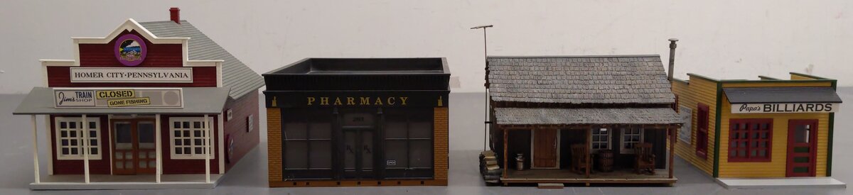Lionel & Other HO Assorted Buildings [4] VG