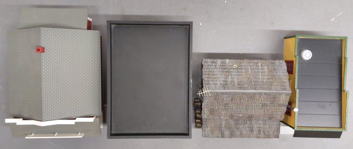 Lionel & Other HO Assorted Buildings [4] VG