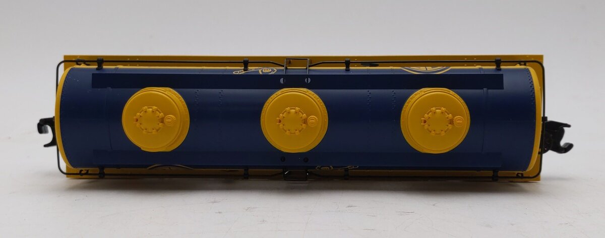 MTH 30-73166 O Gauge Alaska 3-Dome Tank Car NIB