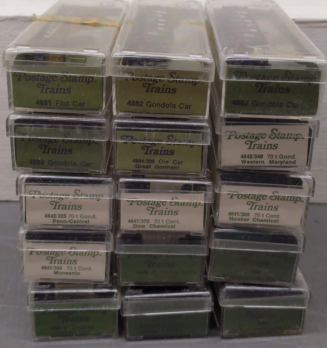 Aurora N Scale Assorted Freight Cars [15] EX/Box