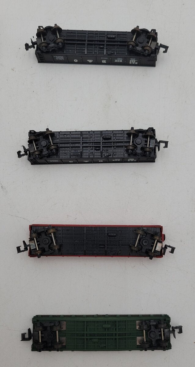 Aurora N Scale Assorted Freight Cars [15] EX/Box