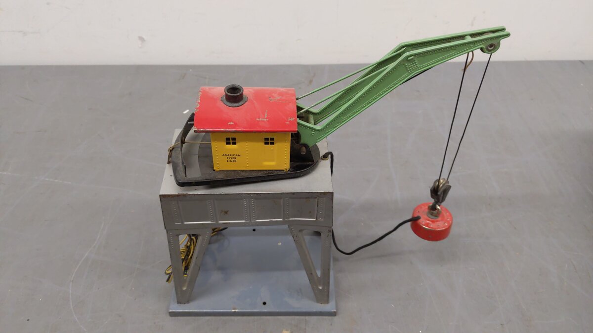American Flyer 583 Vintage S Gantry Crane w/ Electromagnet VG