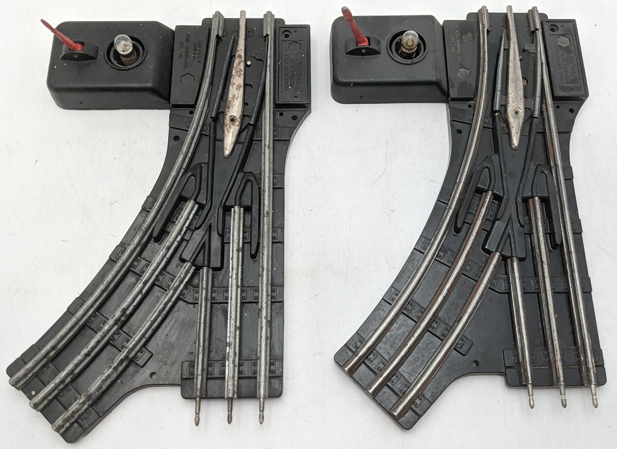Lionel 042 O Gauge Right Hand Postwar Manual Control Switches (2) VG