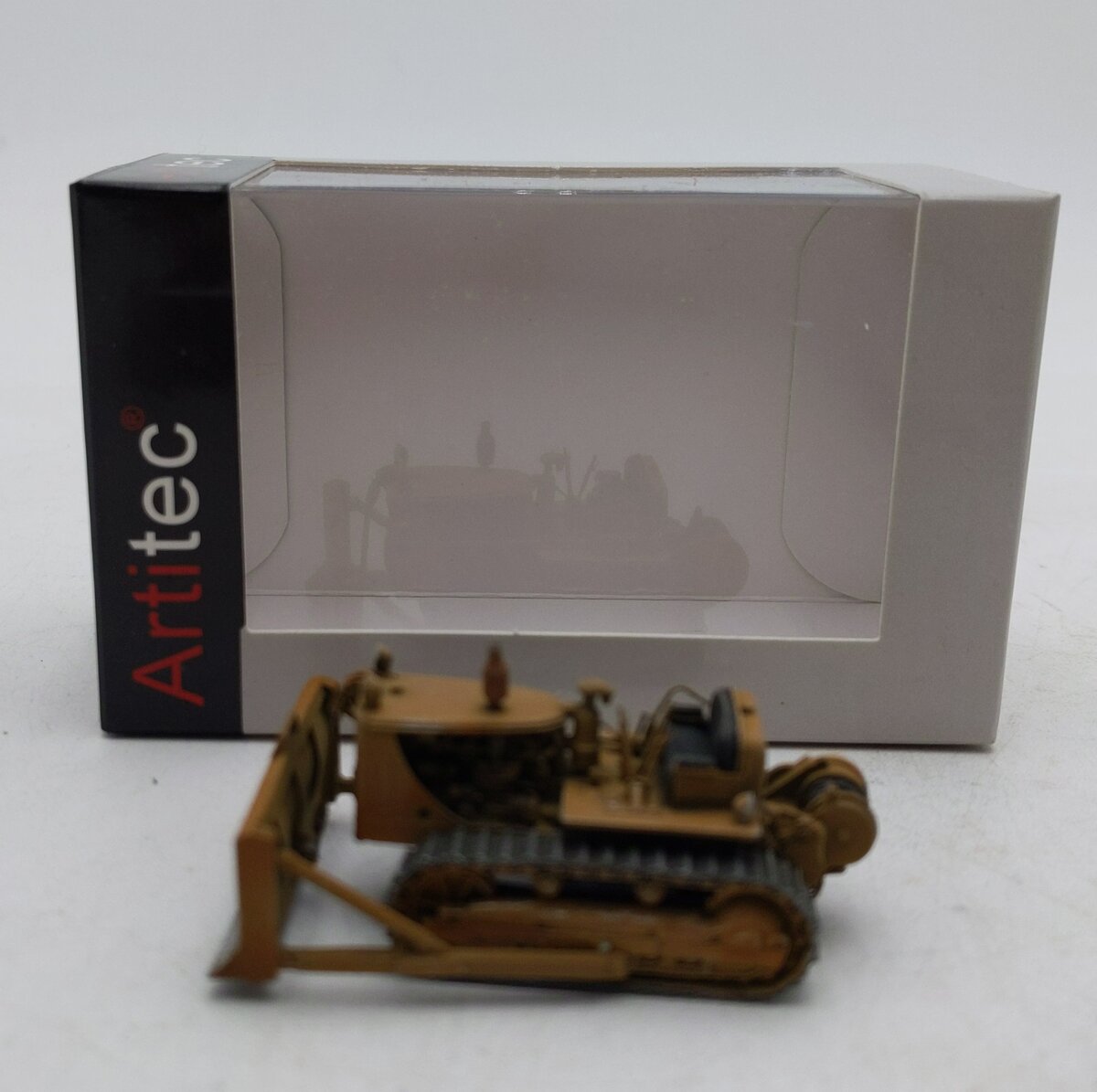 Artitec Models 1:87 Scale Scale Bulldozer 387.339 Weathered/Box