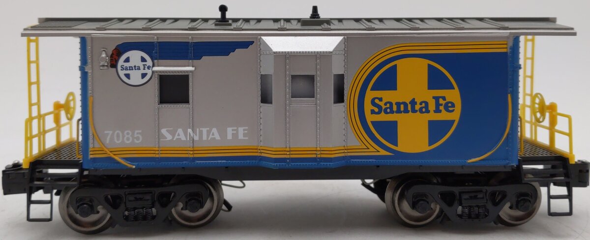 Menards 275-9118 O Gauge Santa Fe Caboose w/ Lights #7085 EX