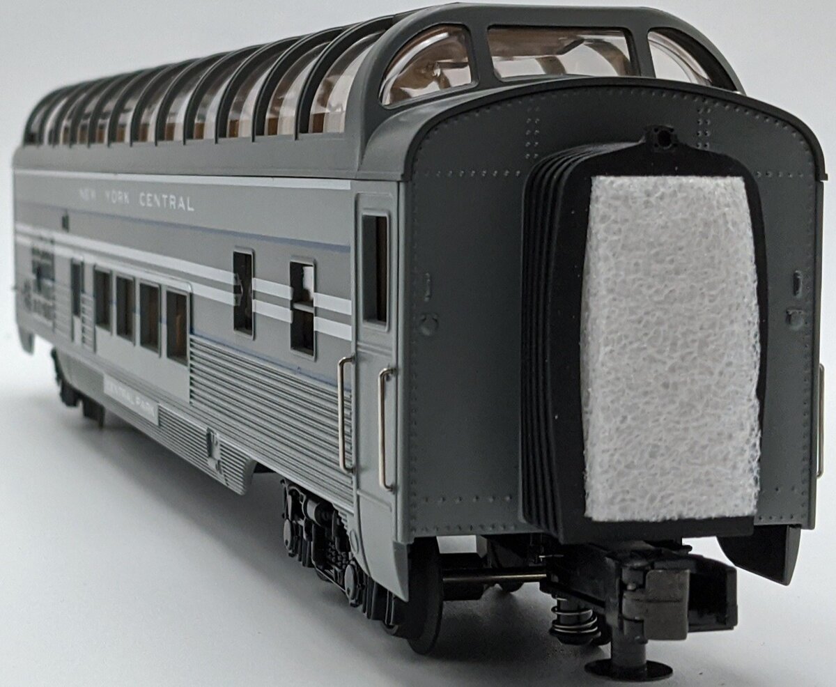 MTH 30-6784 O Gauge New York Central "Central Park" 60' Streamlined Vista Dome NIB