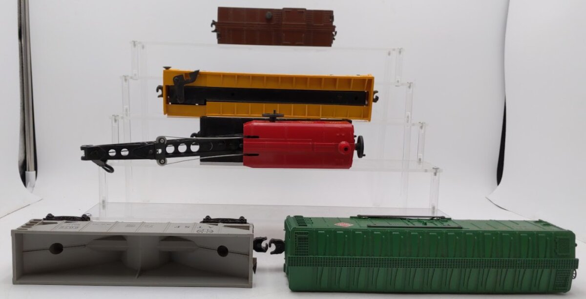 Lionel 6572, 356-250, 6076, 6560 & 6457 O Gauge Vintage Postwar Freight Cars [5]/Box