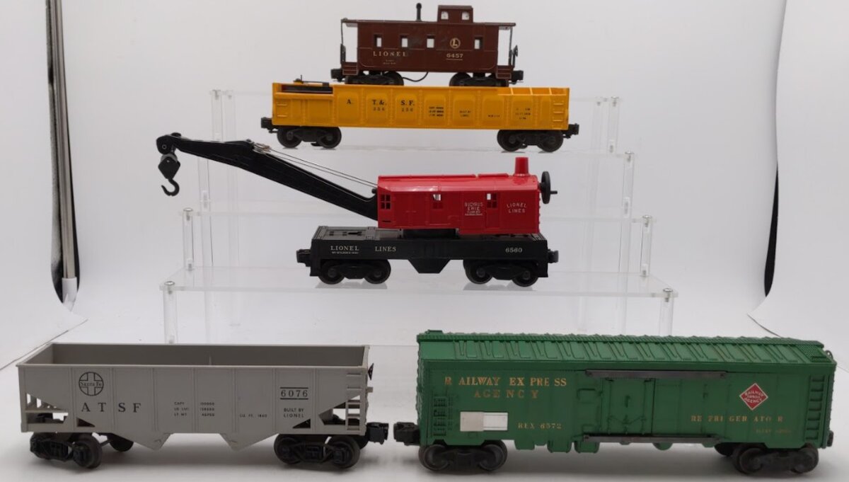 Lionel 6572, 356-250, 6076, 6560 & 6457 O Gauge Vintage Postwar Freight Cars [5]/Box