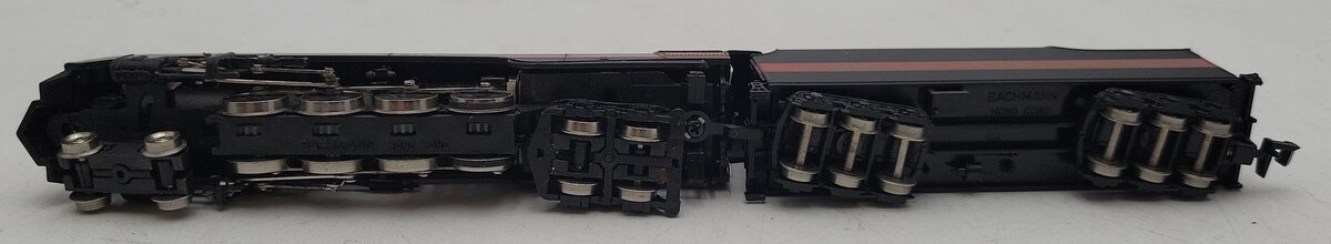 Bachmann 51-0658-A4 N Norfolk & Western J Steam Locomotive & Tender #610 VG/Box