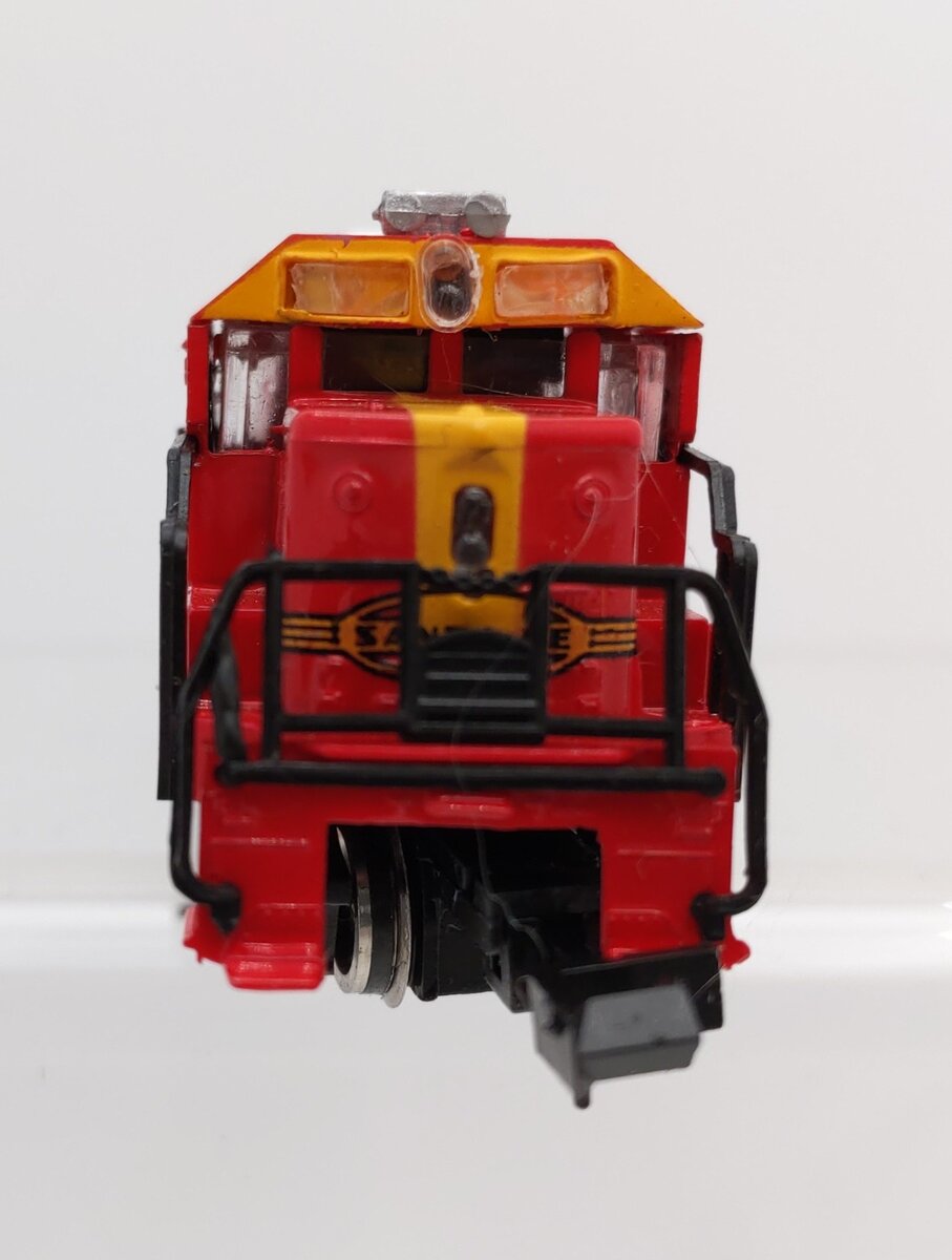 Bachmann 51-635-02 N Scale Santa Fe EMD GP40 Diesel Locomotive #890 EX/Box