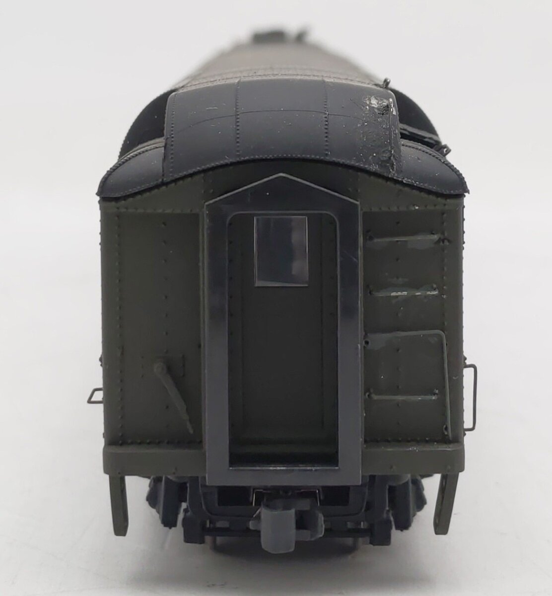 Walthers 932-10153 HO Scale Custom CBQ Heavyweight Diner Car #197 EX