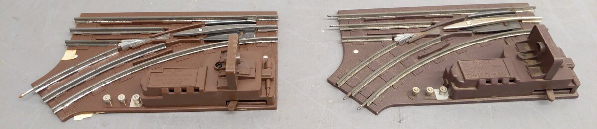 Lionel O Two Left Remote Control Switches 6-5121 [2] VG